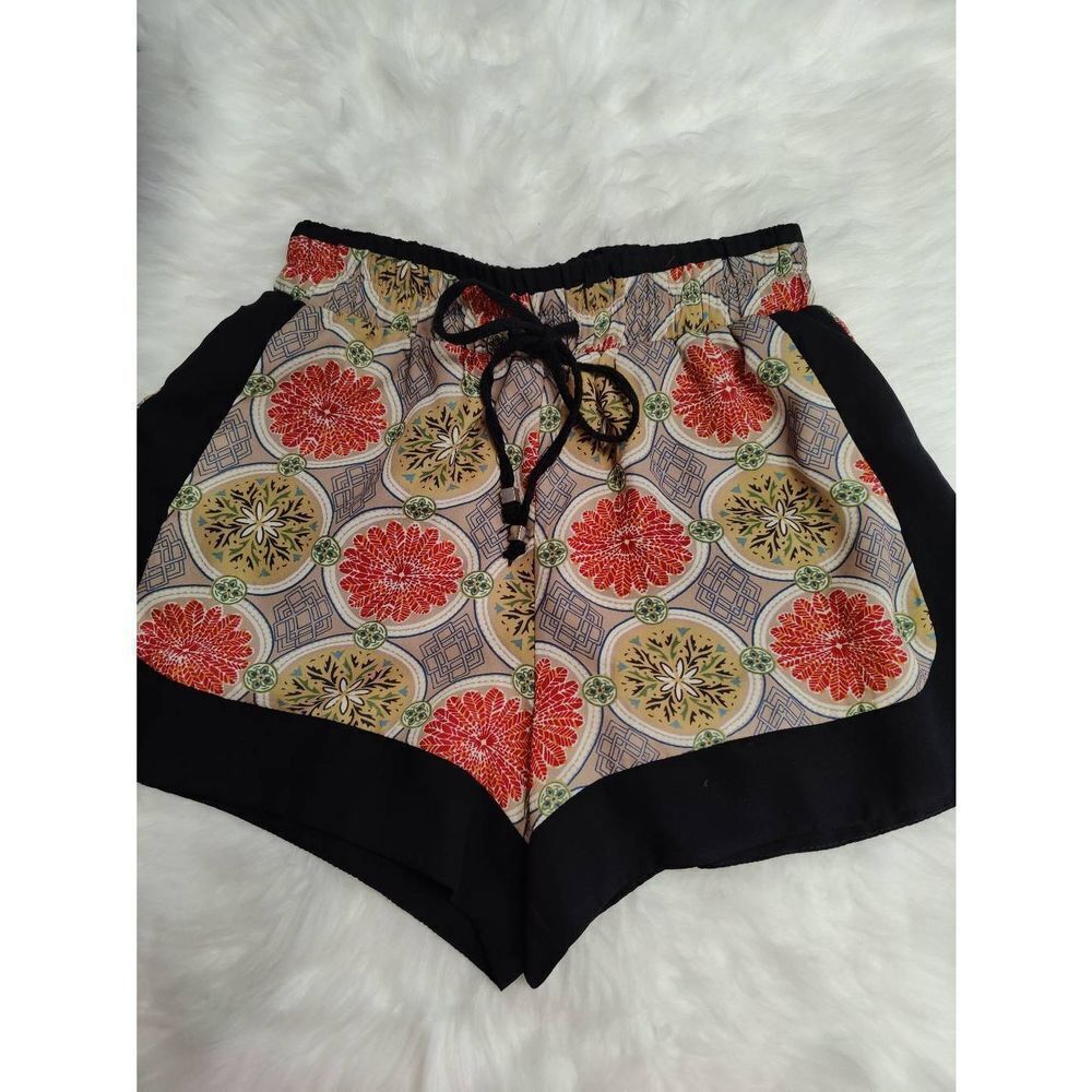 Freeway lined Dressy Shorts NWOT